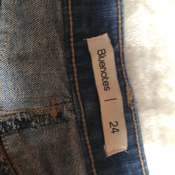 Bluenotes Jean Shorts ••4 for $50•• - Picture 3 of 4